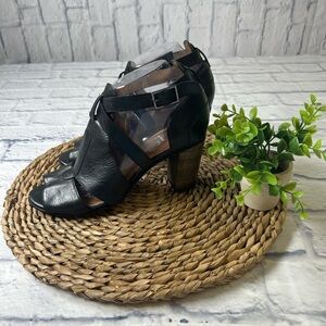 Anthropologie Brand Seychelles Black Strappy Heels. Open Toe. Size 9.